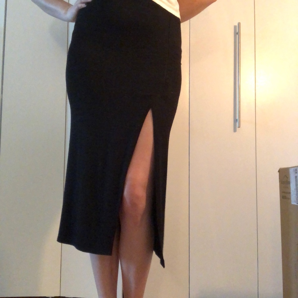 Black High-Slit Midi Skirt